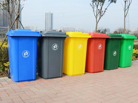 <b>为什么垃圾桶能给人们美好的环境？</b>